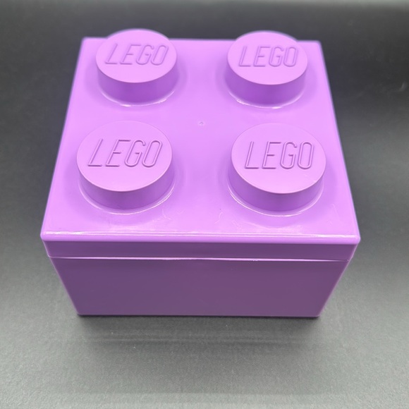 LEGO Storage Purple Brick Cube & Friends Bracelet Bundle - Picture 4 of 8